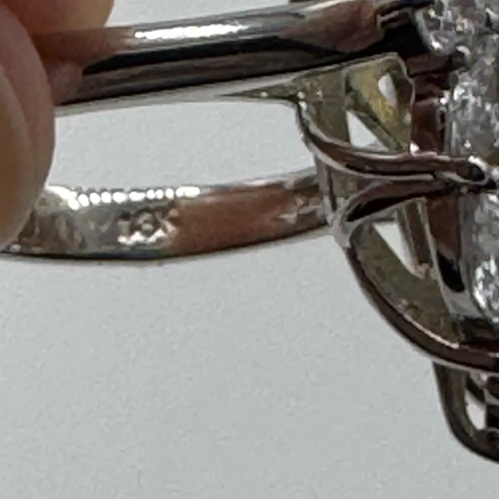 18k 4ct Radiant Canary Ring - Picture 11 of 12